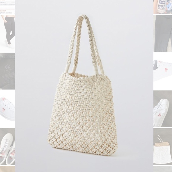 aerie Handbags - Aeries Crochet bag